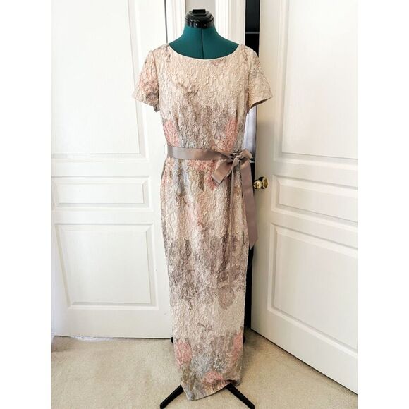 Adrianna Papell Floral Print Textured Short Sleeve Fully Lined Max Length Dress - Picture 16 of 16